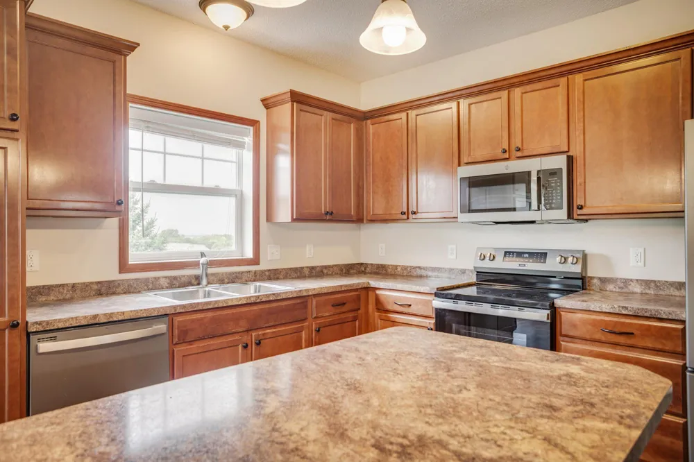 13229 Virginia Avenue S Savage, MN 55378