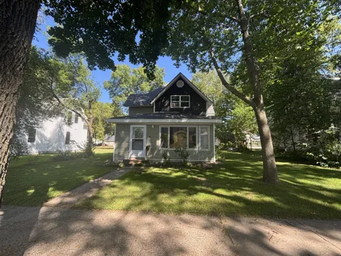 216 6th Street
