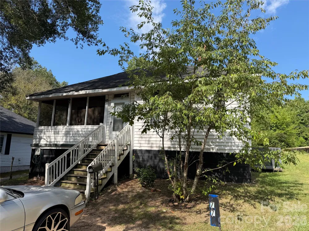 77 Franklin Street Wadesboro, NC 28170
