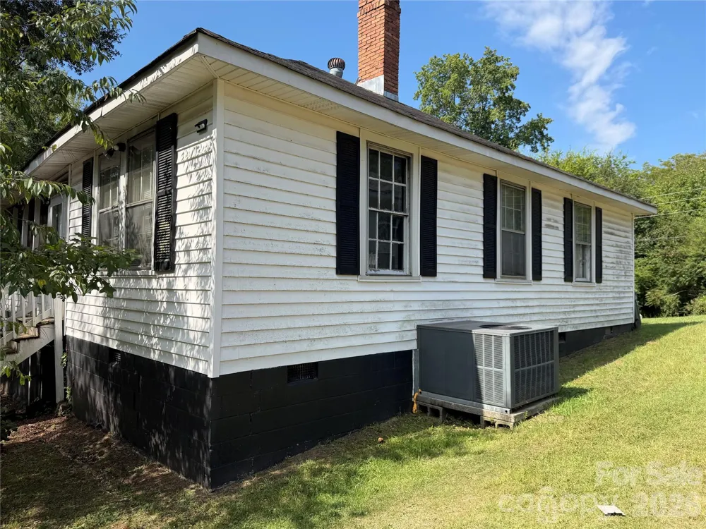 77 Franklin Street Wadesboro, NC 28170
