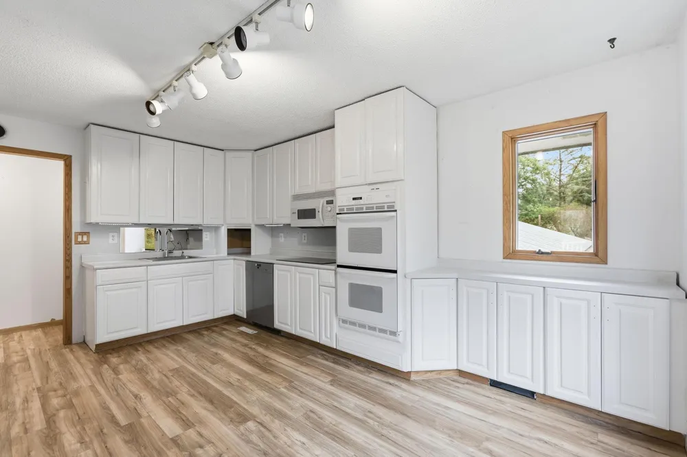 20046 Hillside Drive Corcoran, MN 55374