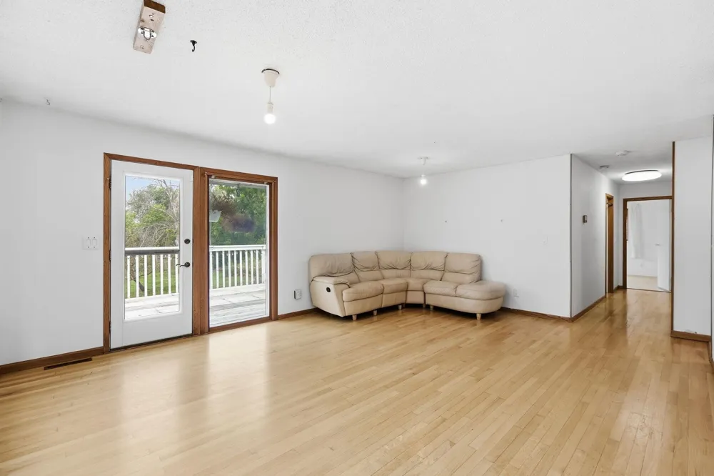 20046 Hillside Drive Corcoran, MN 55374