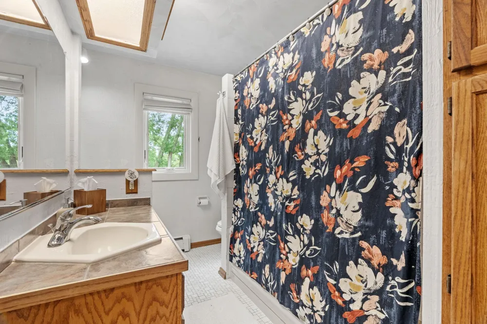 2216 E 114th Street Burnsville, MN 55337