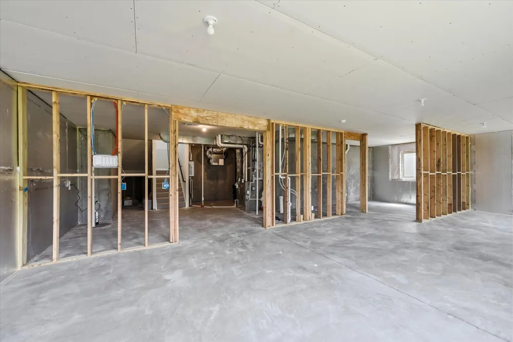6126 Harkness Lane S Cottage Grove, MN 55016