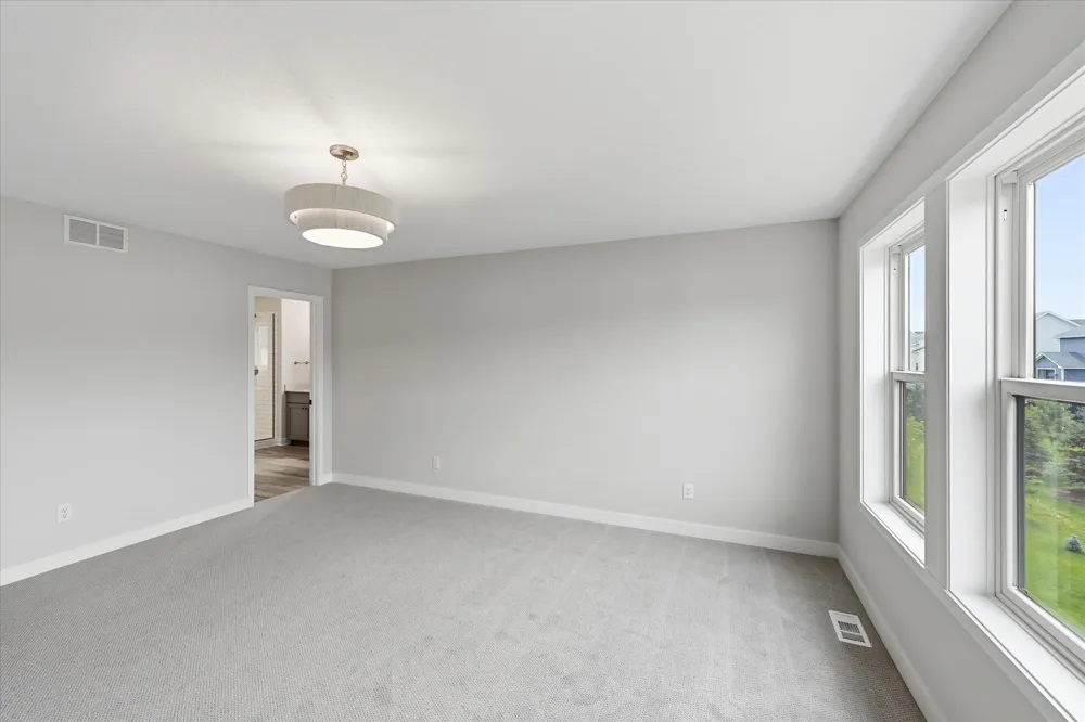 6126 Harkness Lane S Cottage Grove, MN 55016