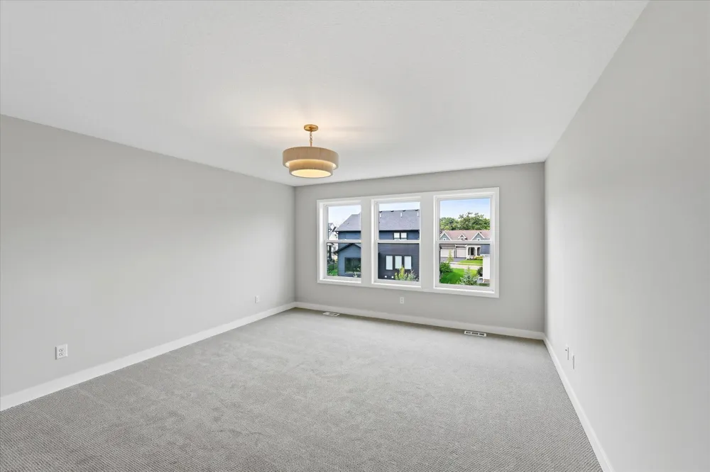6126 Harkness Lane S Cottage Grove, MN 55016