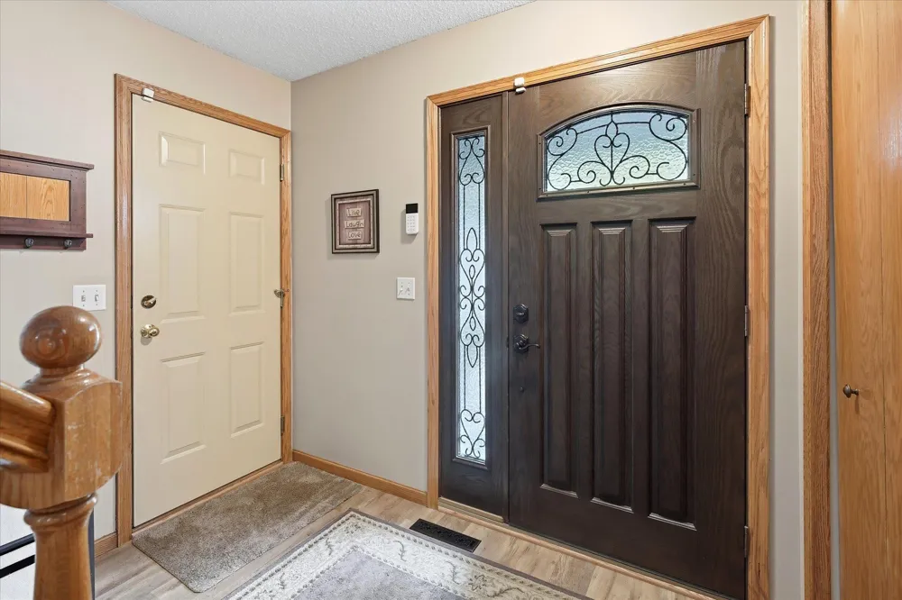 13705 59th Place Plymouth, MN 55446