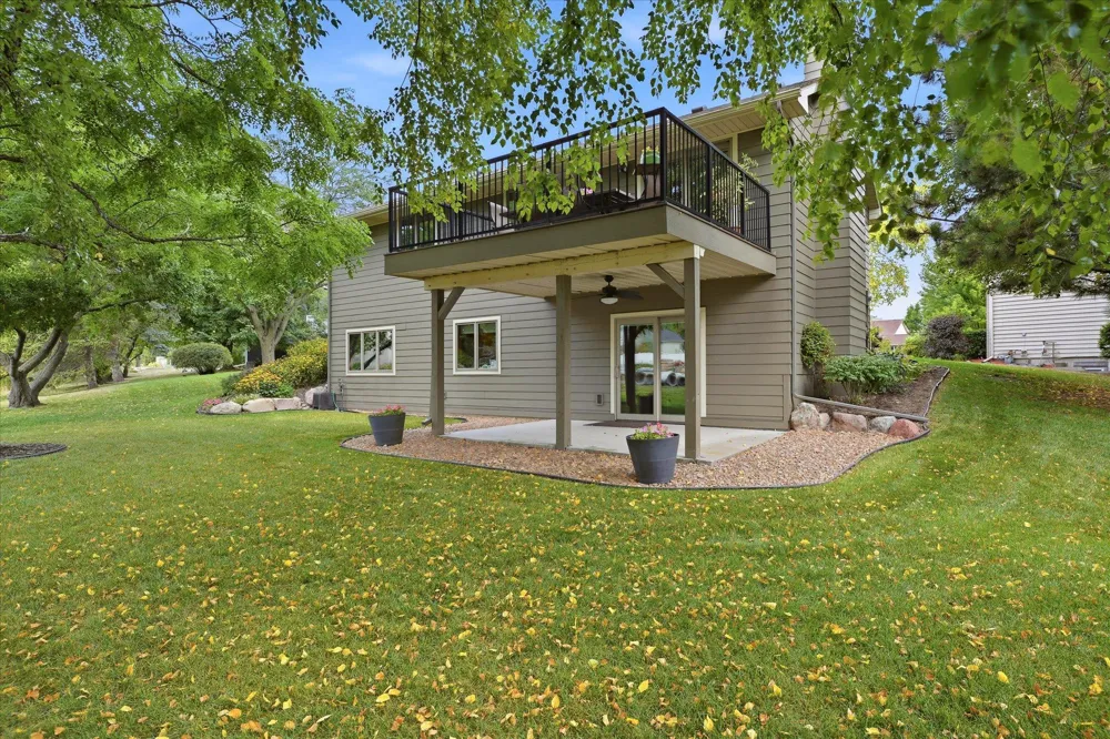 13705 59th Place Plymouth, MN 55446