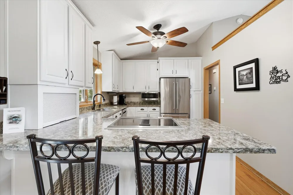 13705 59th Place Plymouth, MN 55446