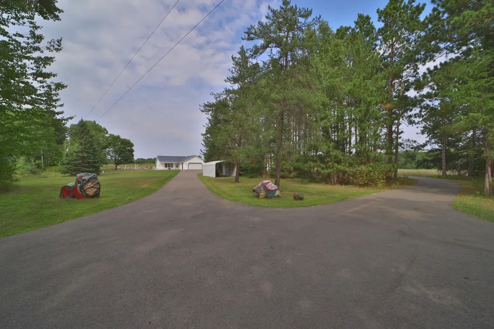 3736 Cedar Scenic Road Baxter, MN 56425