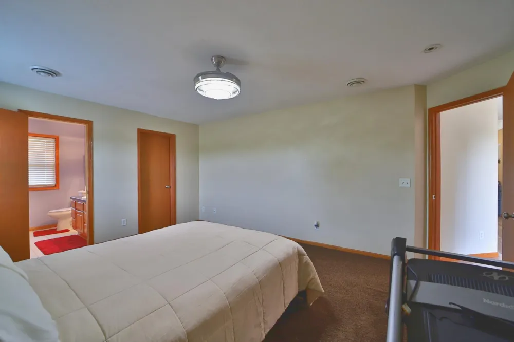 3736 Cedar Scenic Road Baxter, MN 56425
