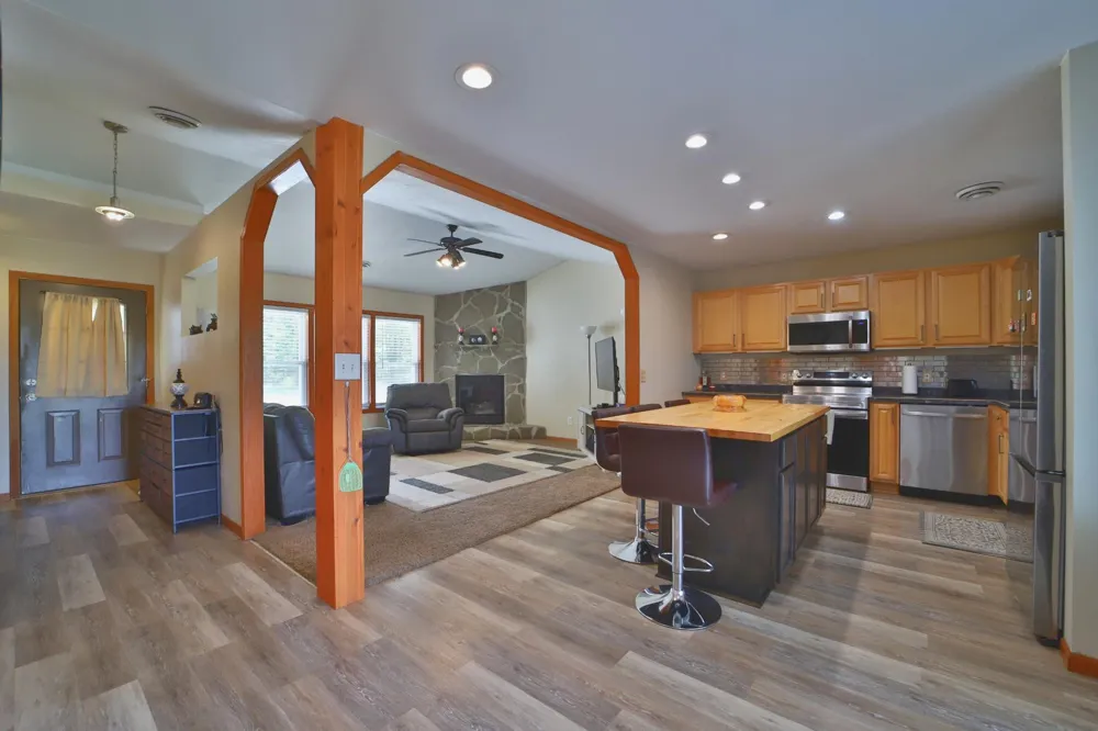 3736 Cedar Scenic Road Baxter, MN 56425