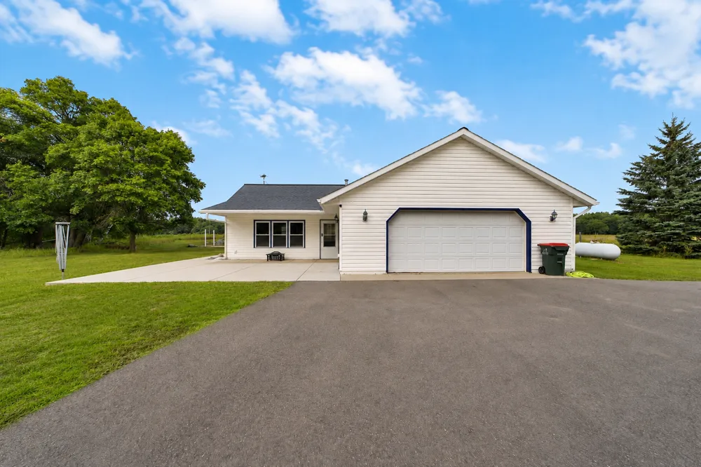 3736 Cedar Scenic Road Baxter, MN 56425