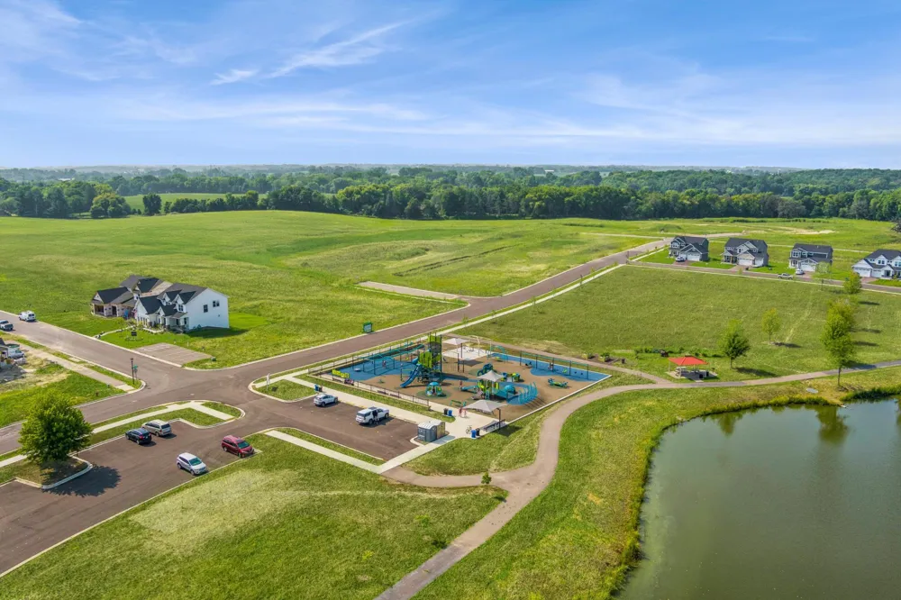 664 Sierra Parkway Waconia, MN 55387