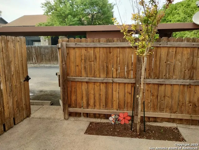 2811 Woodbury Dr Unit 306 San Antonio, TX 78217