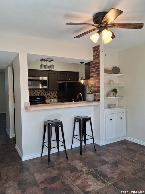 2811 Woodbury Dr Unit 306 San Antonio, TX 78217