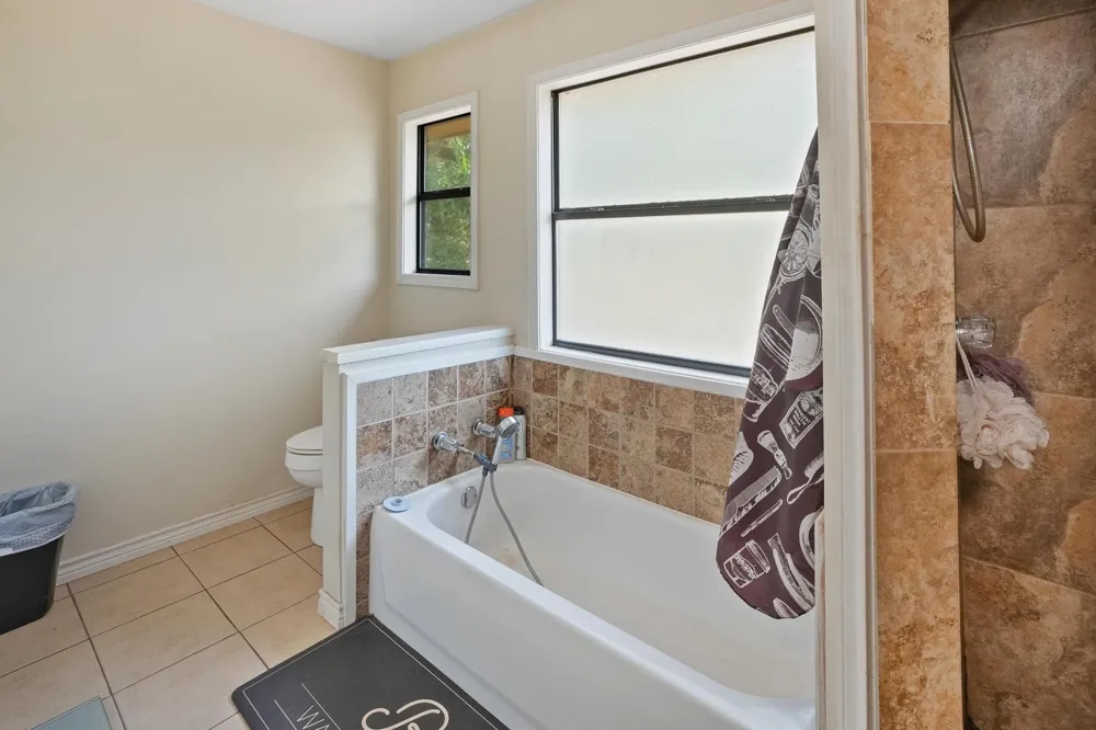 3861 State Highway 75 S Centerville, TX 75833