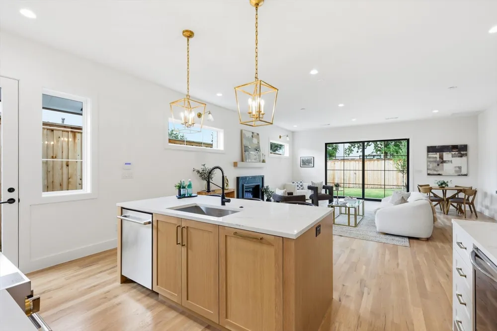 4614 Hopkins Avenue Dallas, TX 75209