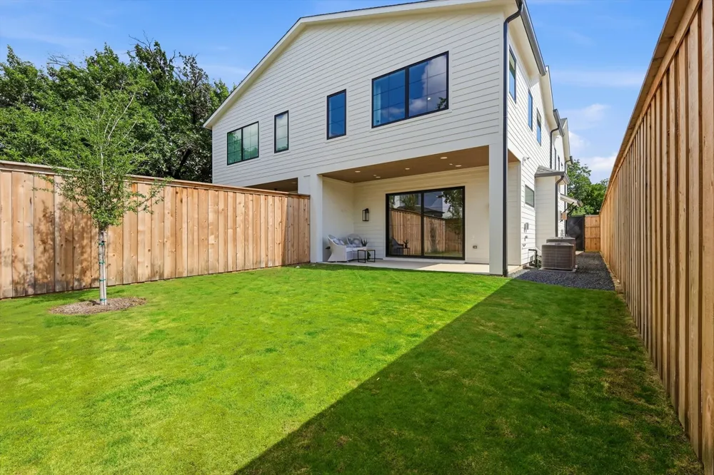4614 Hopkins Avenue Dallas, TX 75209