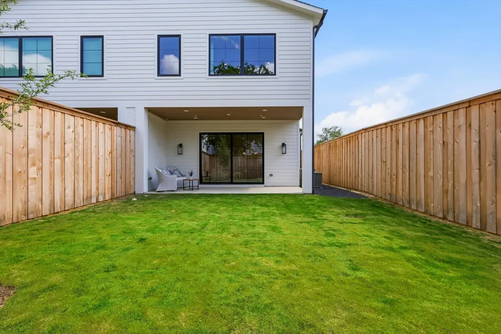 4614 Hopkins Avenue Dallas, TX 75209