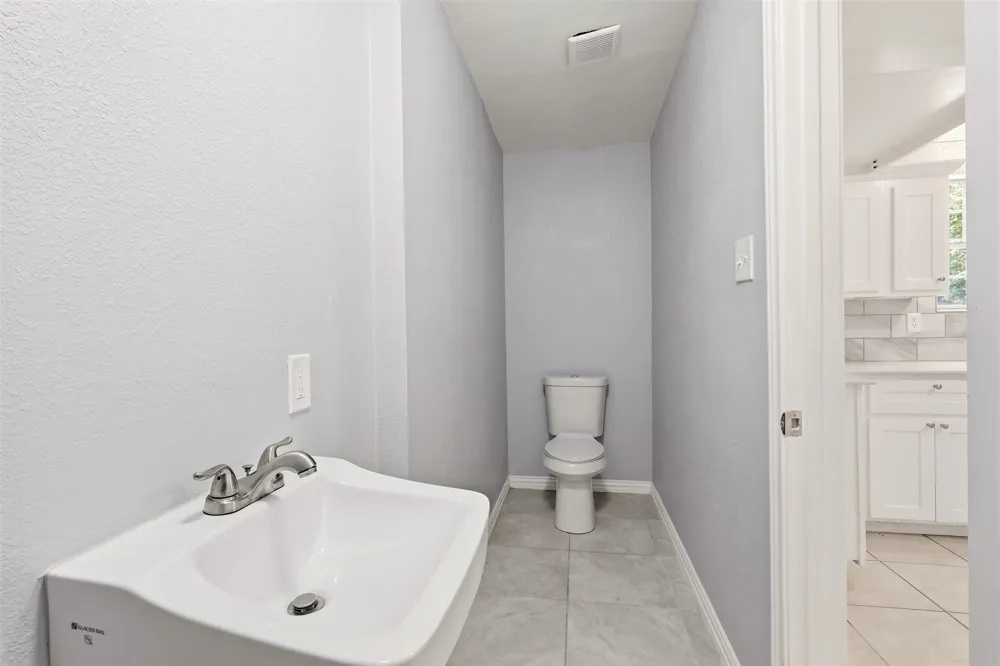 103 Calhoun Bend Azle, TX 76020