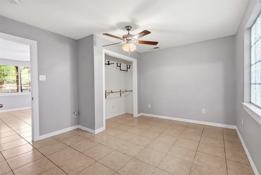 103 Calhoun Bend Azle, TX 76020