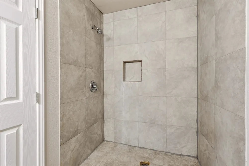 103 Calhoun Bend Azle, TX 76020