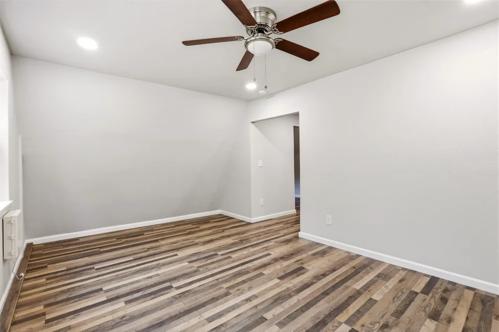 103 Calhoun Bend Azle, TX 76020
