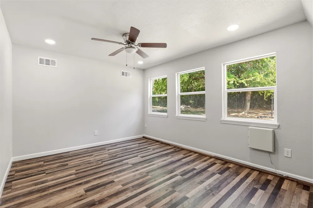 103 Calhoun Bend Azle, TX 76020