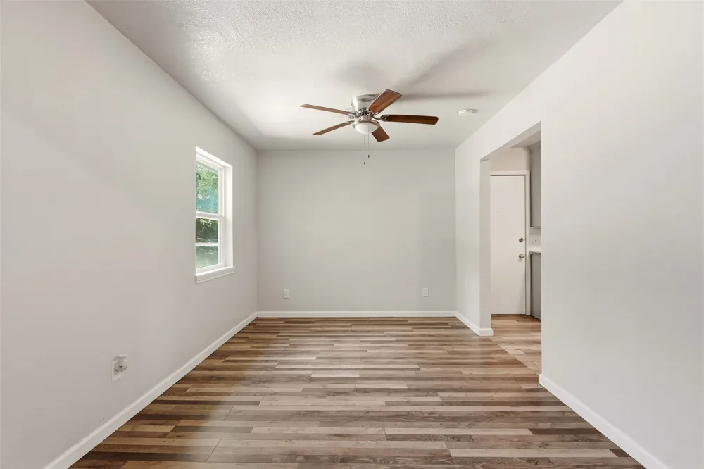 103 Calhoun Bend Azle, TX 76020