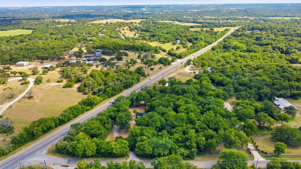 103 Calhoun Bend Azle, TX 76020