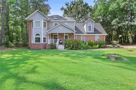 232 Lakewood Drive