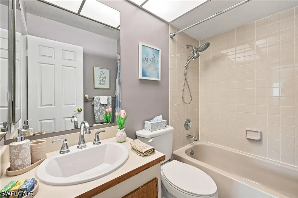 Cross Creek Court #209 Fort Myers, FL 33912