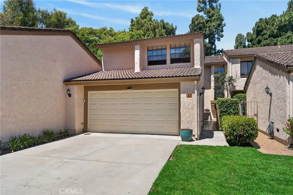 879 Miller Court Ventura, CA 93003