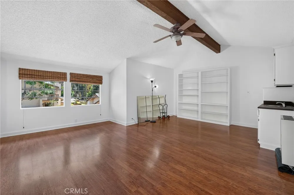 879 Miller Court Ventura, CA 93003