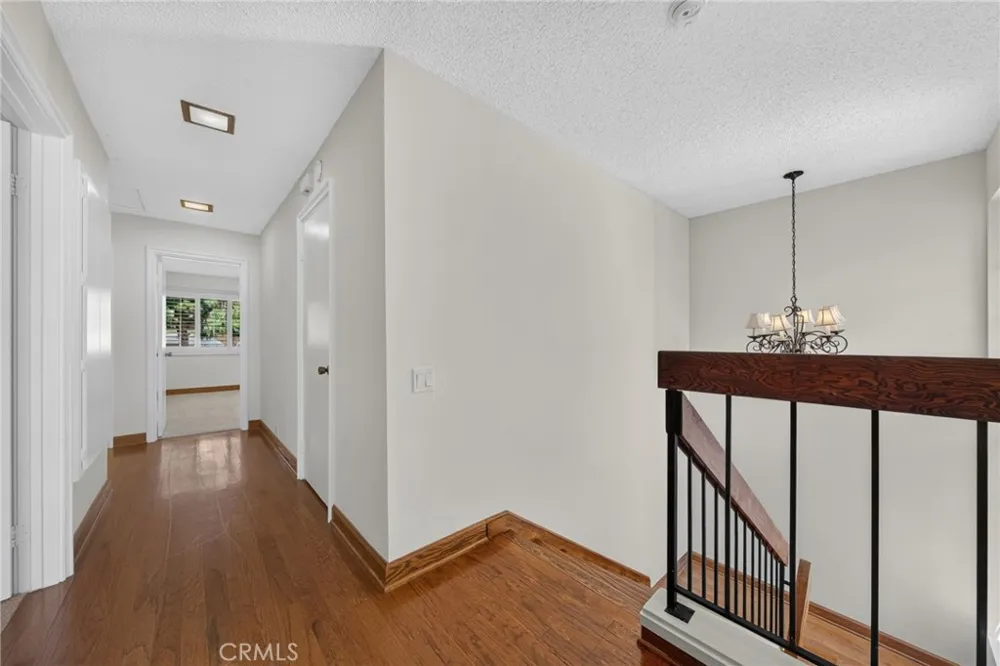 879 Miller Court Ventura, CA 93003