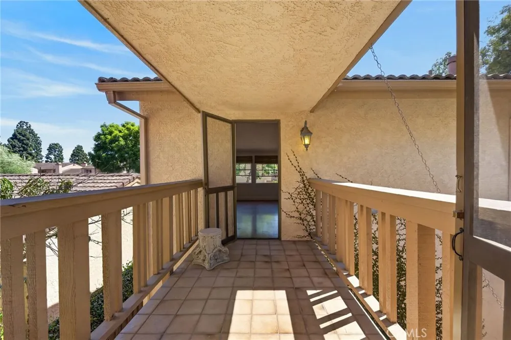 879 Miller Court Ventura, CA 93003
