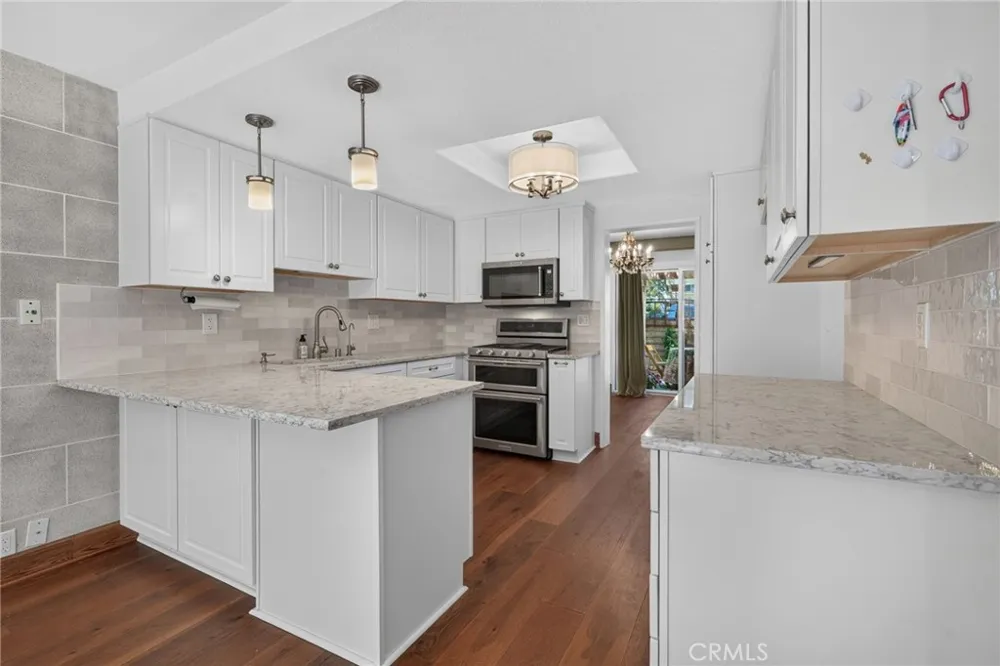 879 Miller Court Ventura, CA 93003