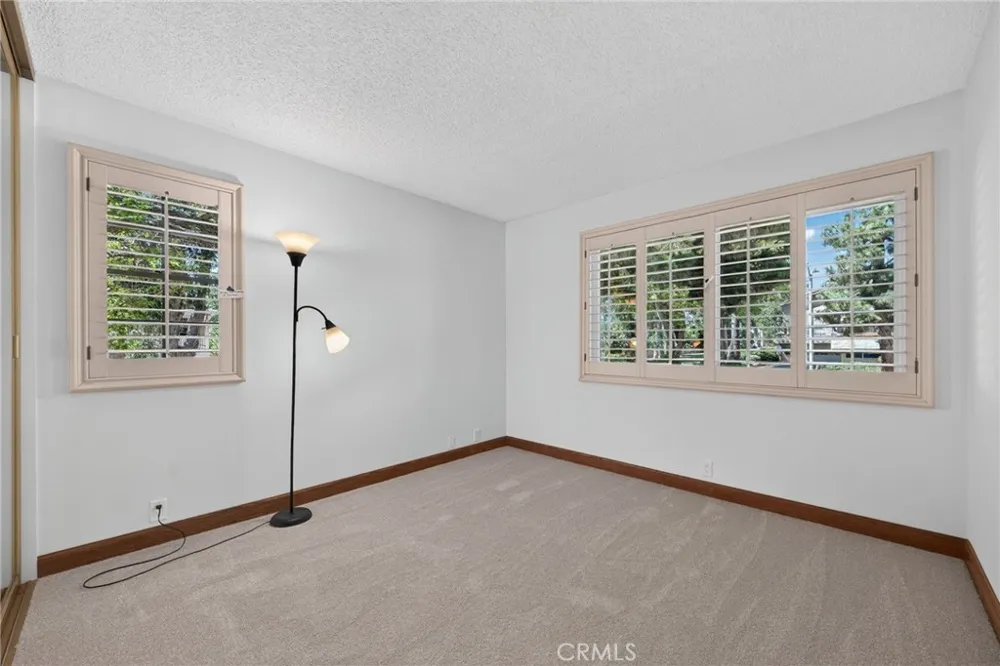 879 Miller Court Ventura, CA 93003