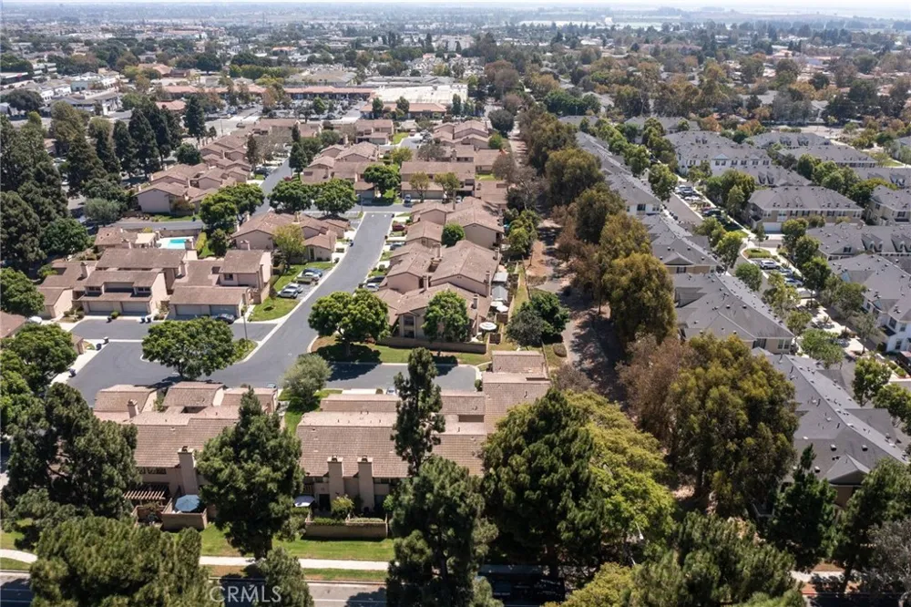 879 Miller Court Ventura, CA 93003