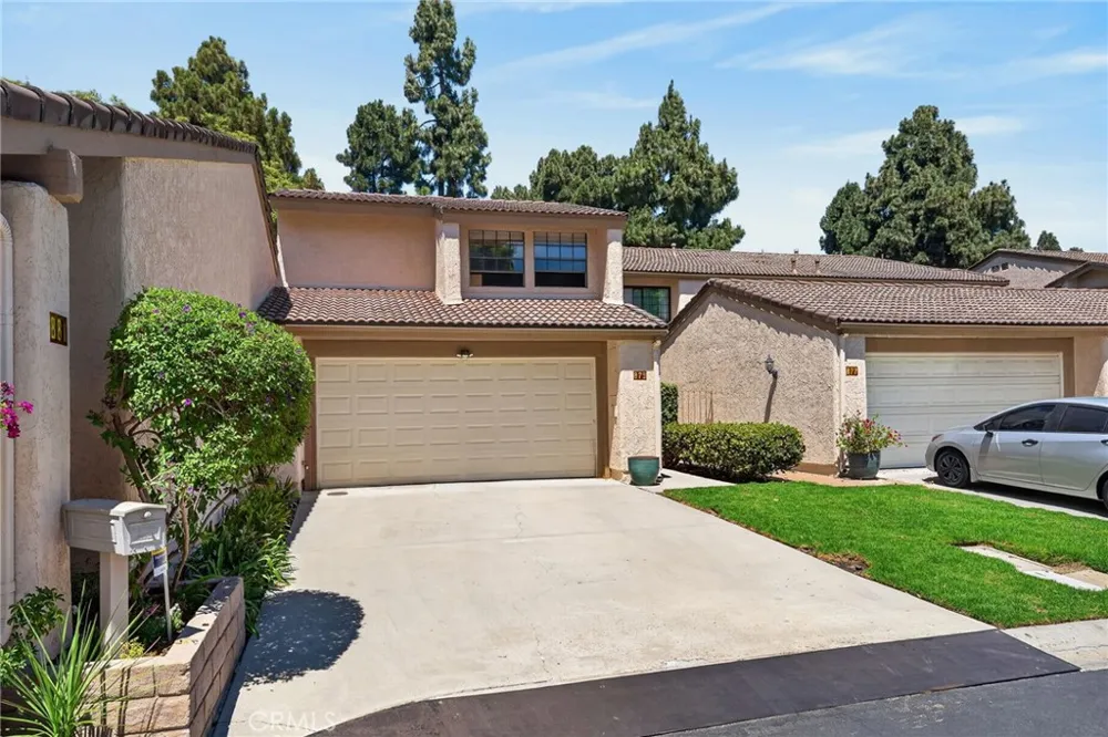 879 Miller Court Ventura, CA 93003