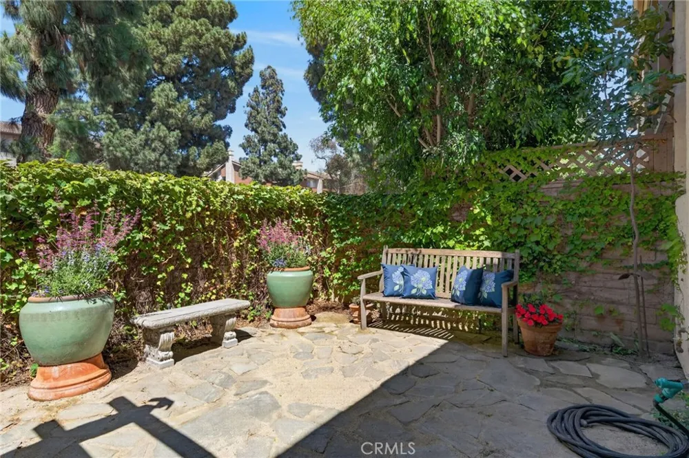 879 Miller Court Ventura, CA 93003
