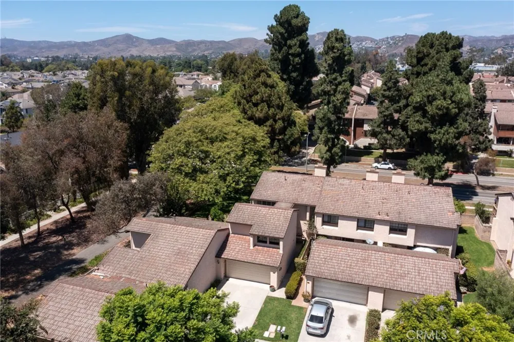 879 Miller Court Ventura, CA 93003