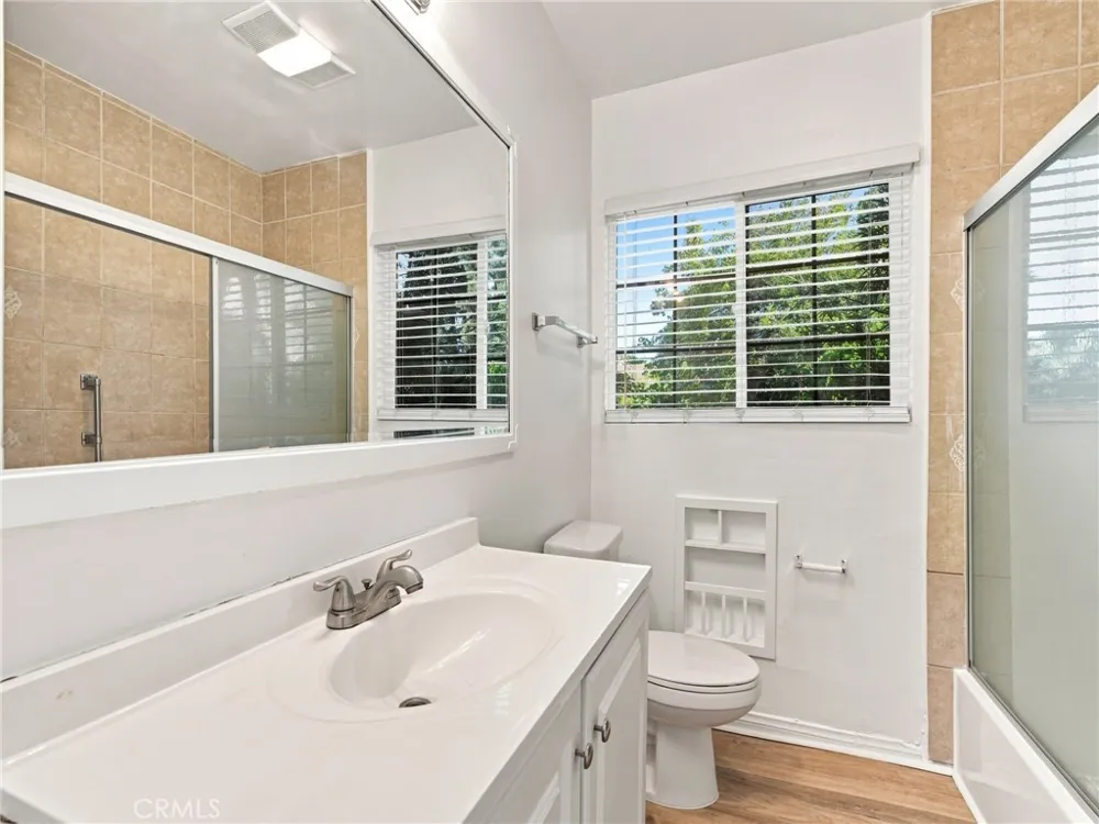 17030 Celtic Street Granada Hills, CA 91344
