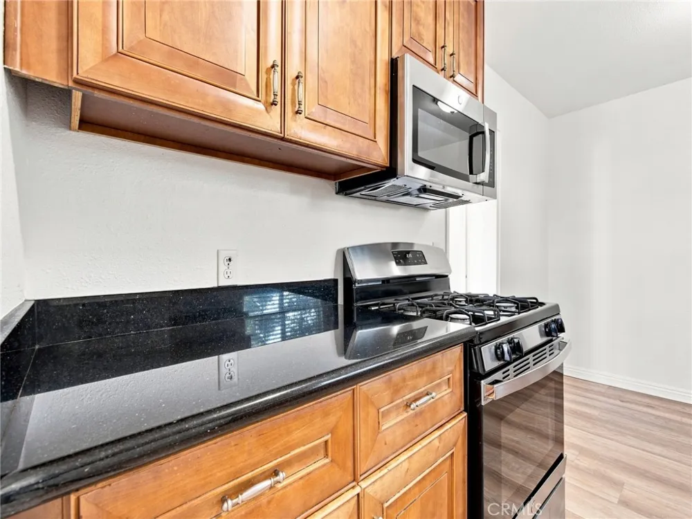 17030 Celtic Street Granada Hills, CA 91344