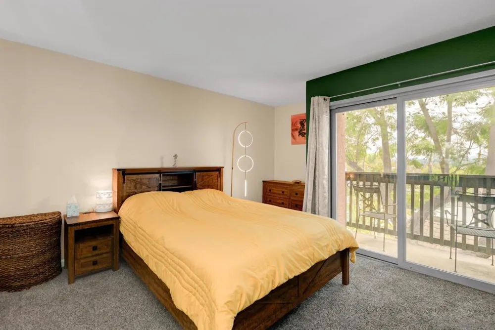 1453 Broadway #C Escondido, CA 92026