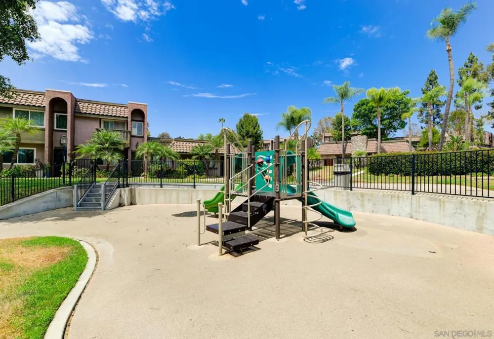 1453 Broadway #C Escondido, CA 92026
