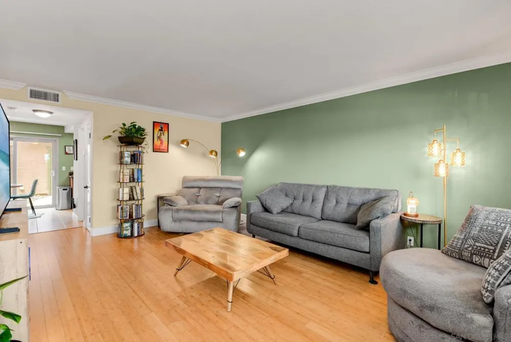 1453 Broadway #C Escondido, CA 92026