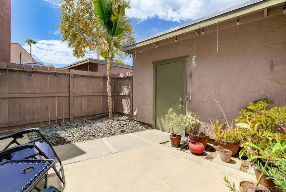 1453 Broadway #C Escondido, CA 92026