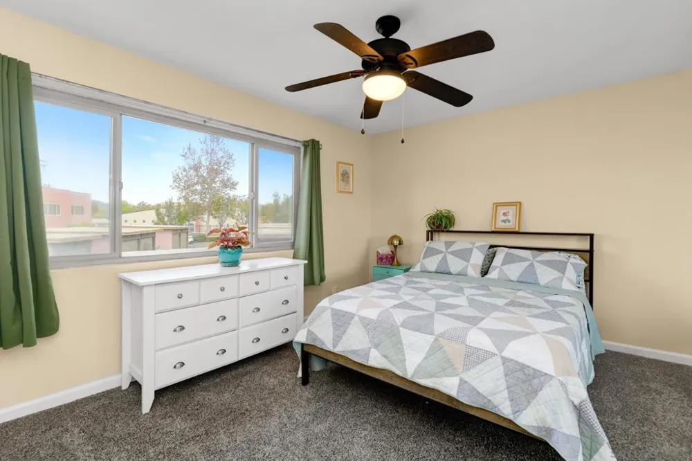 1453 Broadway #C Escondido, CA 92026